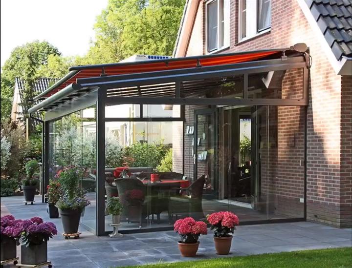 Glass Room Installation 7